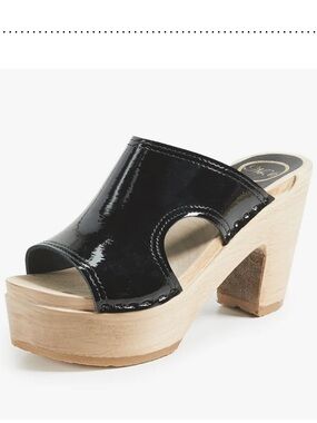 No. 6 Alexis Cutout Platform Sandals